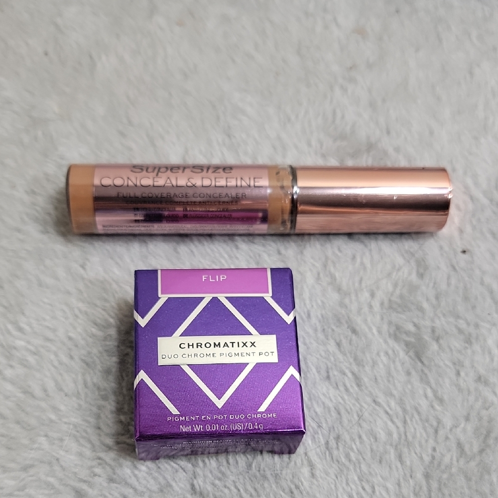 Revolution Concealer and Eyeshadow Bundle